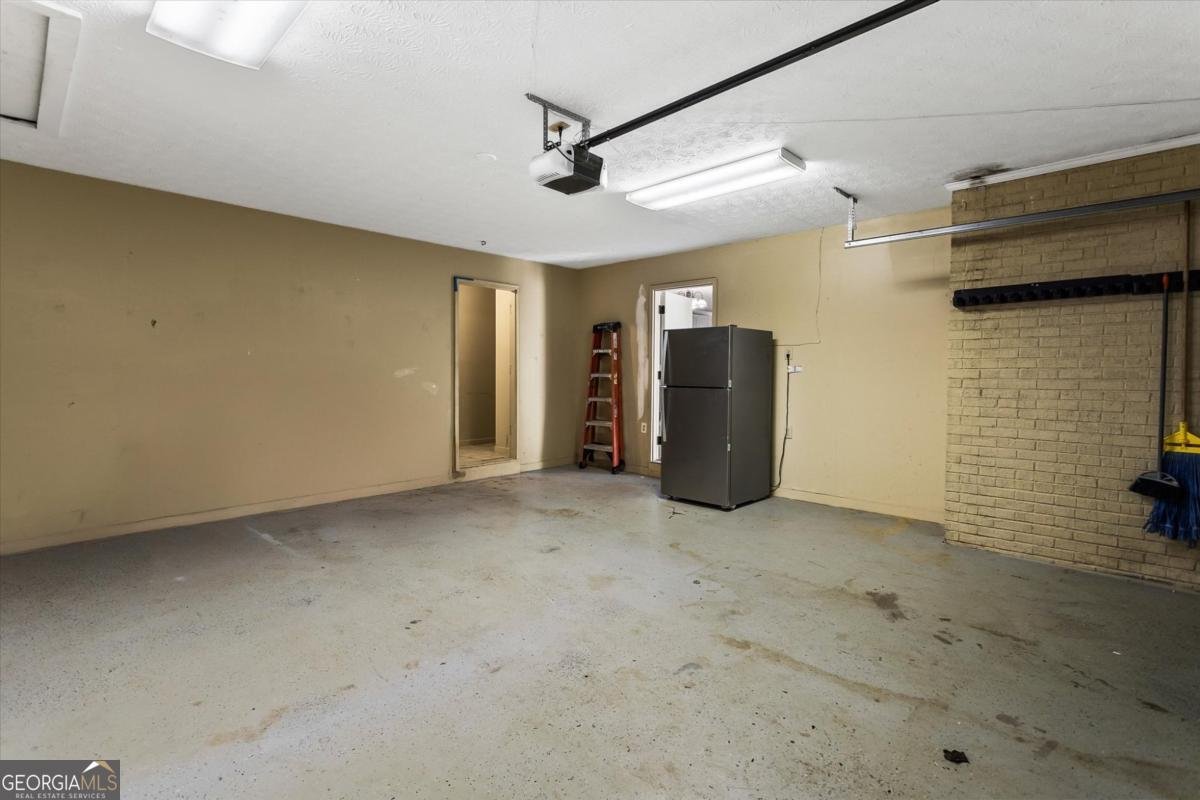 457 Casey Court Lawrenceville - 29