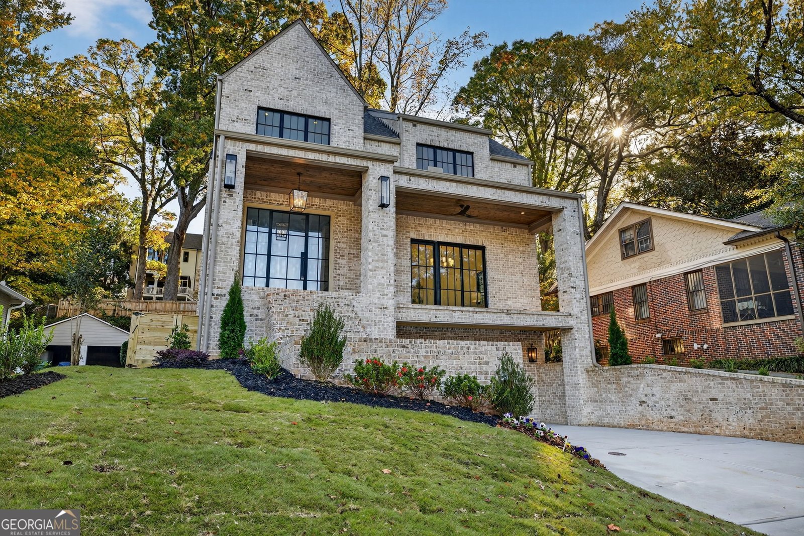 991 Courtenay Drive Atlanta - 2