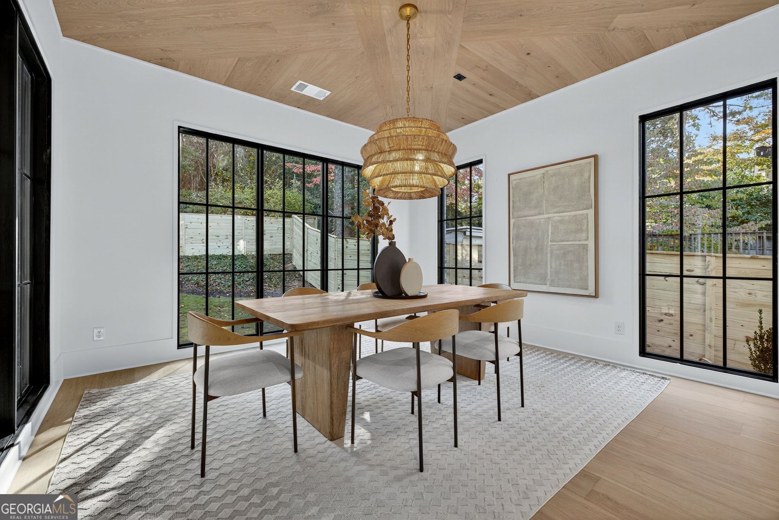 991 Courtenay Drive Atlanta - 21