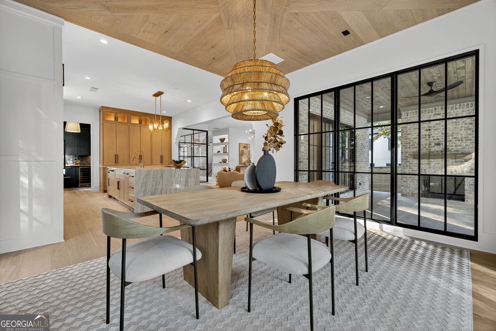 991 Courtenay Drive Atlanta - 22