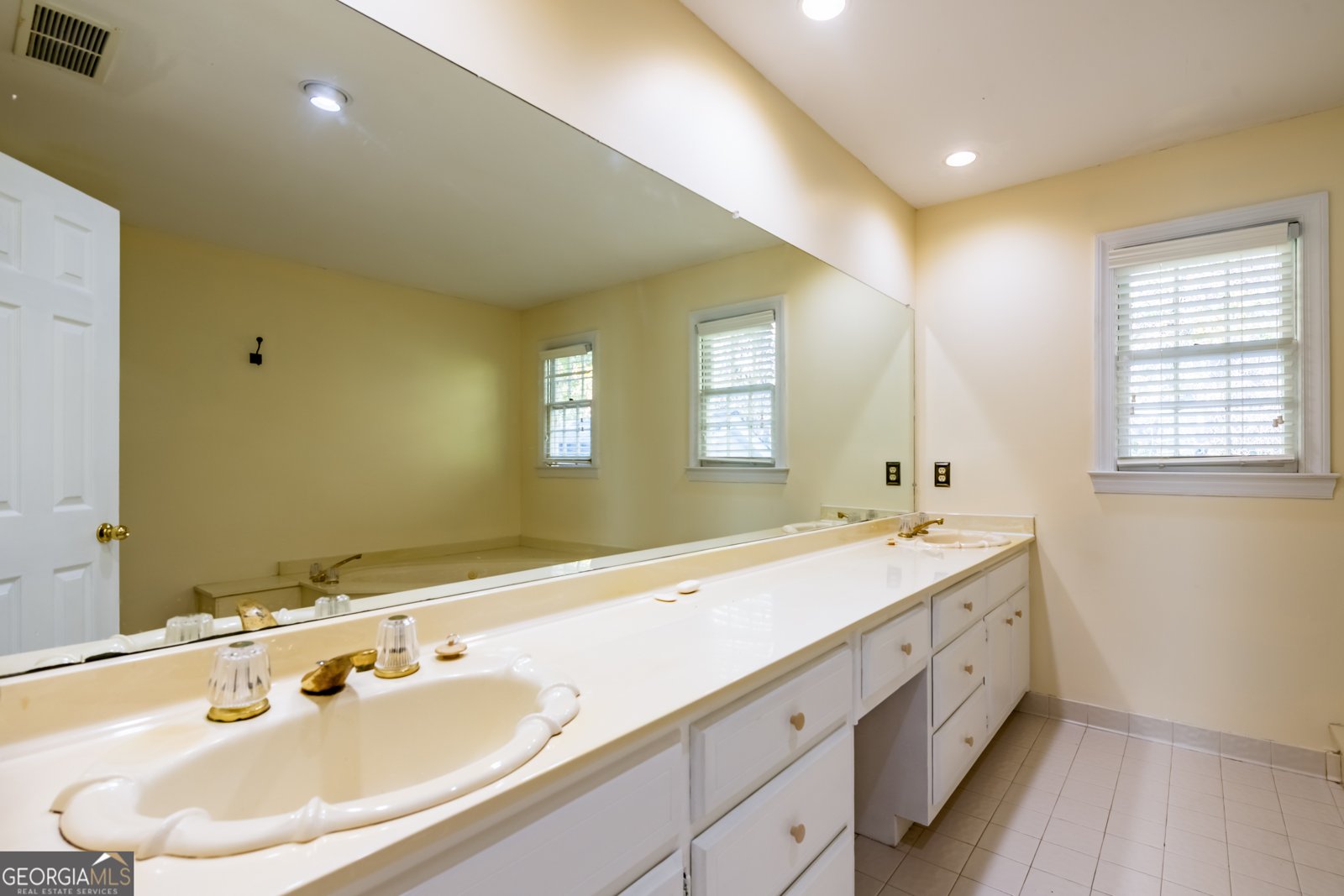 640 Belgrave Lane Tucker - 2