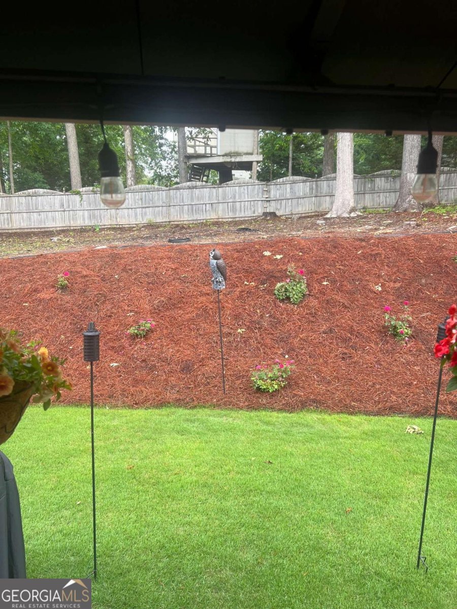 706 Hawthorn Lane Grayson - 3