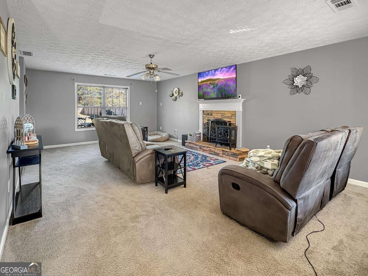 637 Sleeping Meadow Lane Bethlehem - 3