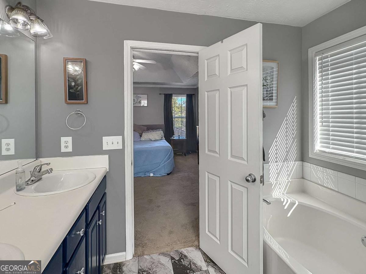 637 Sleeping Meadow Lane Bethlehem - 8