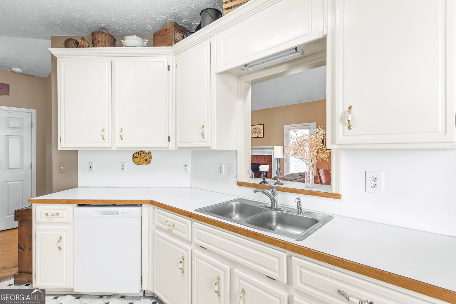 826 Hampton Way Canton - 9