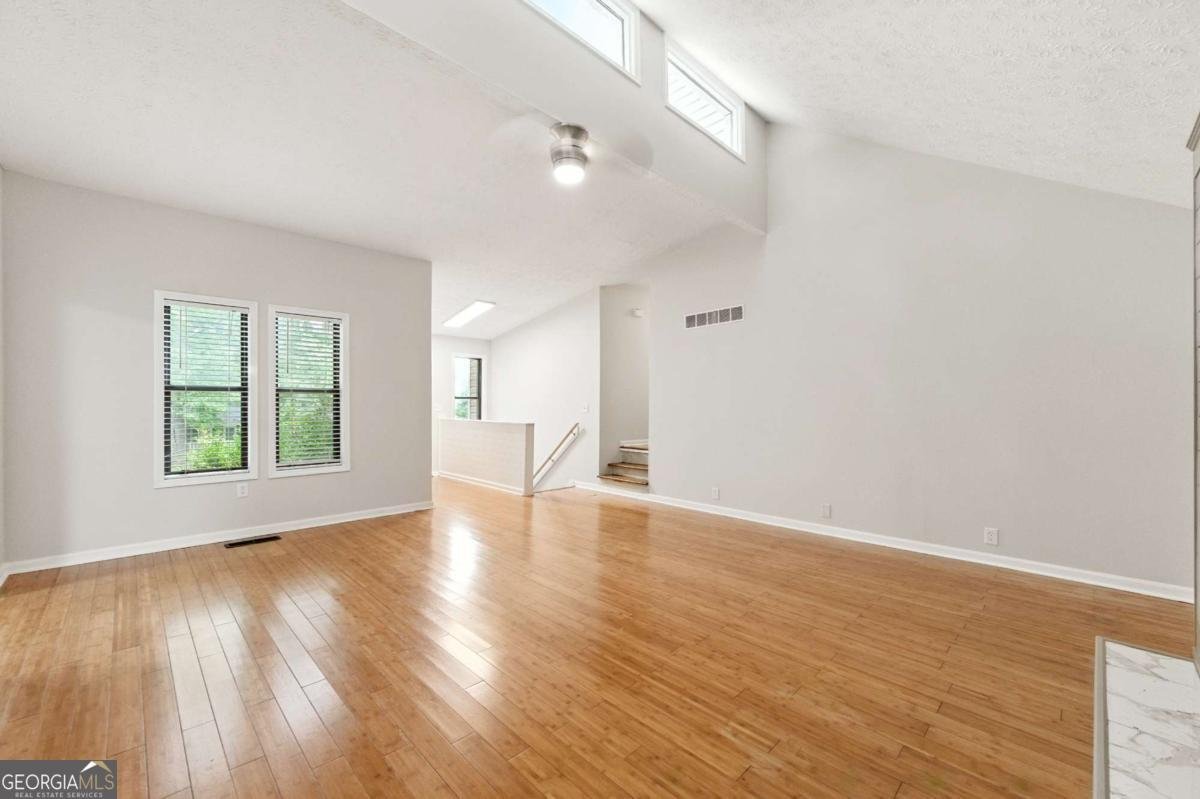 6649 Valley Hill Drive Mableton - 17