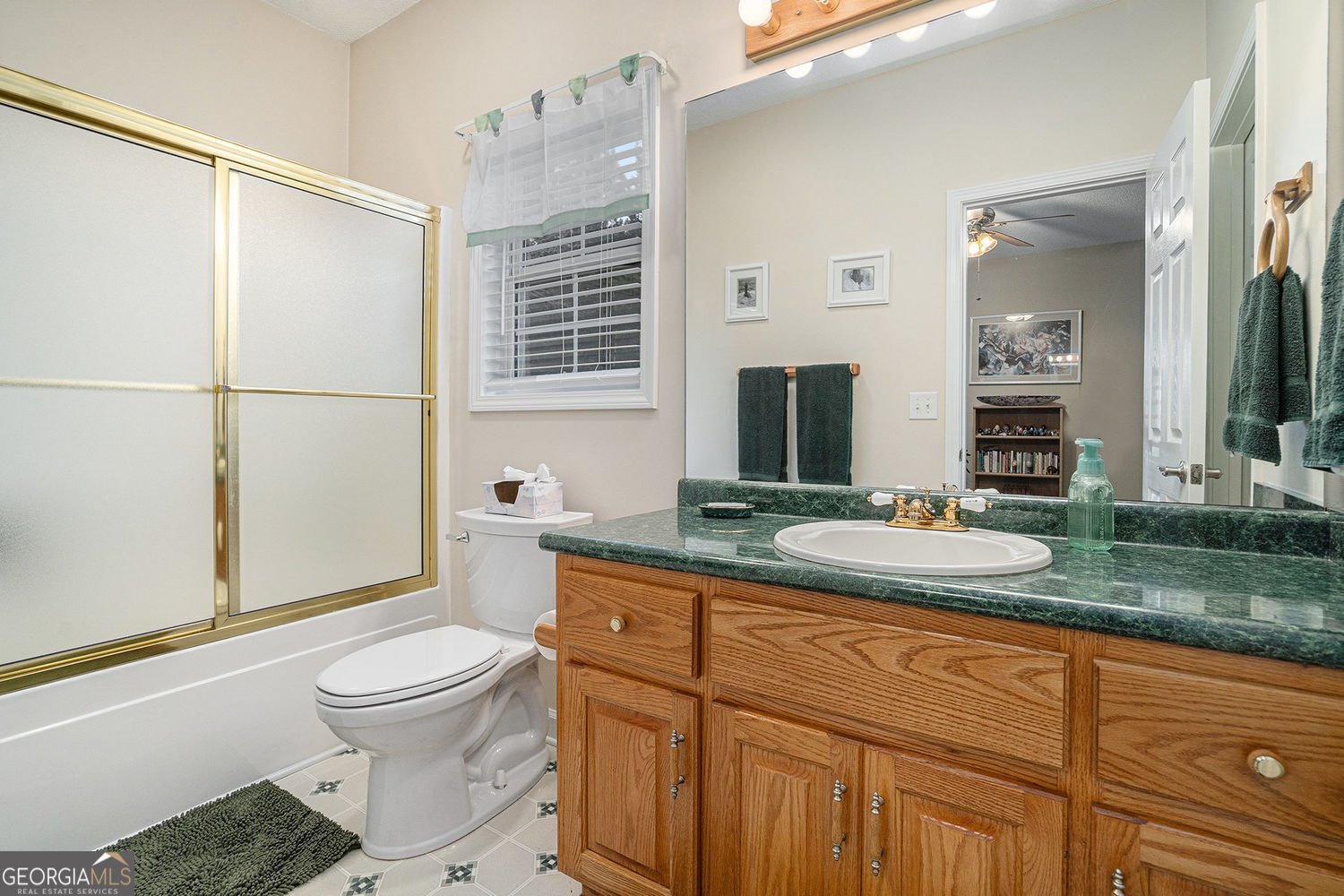 20 Spring Lake Trail White - 24