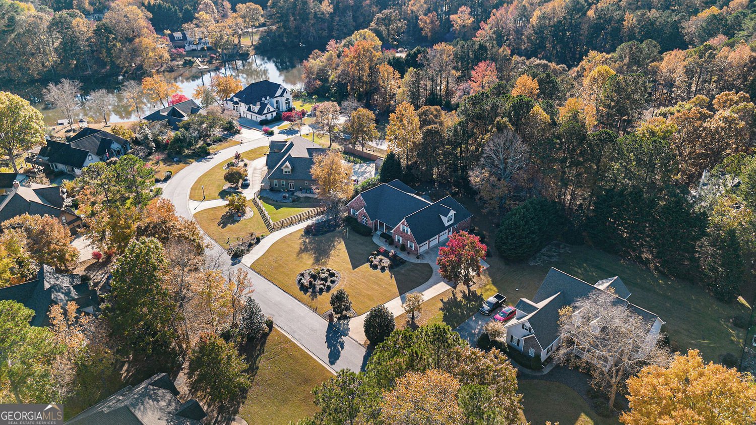 20 Spring Lake Trail White - 34