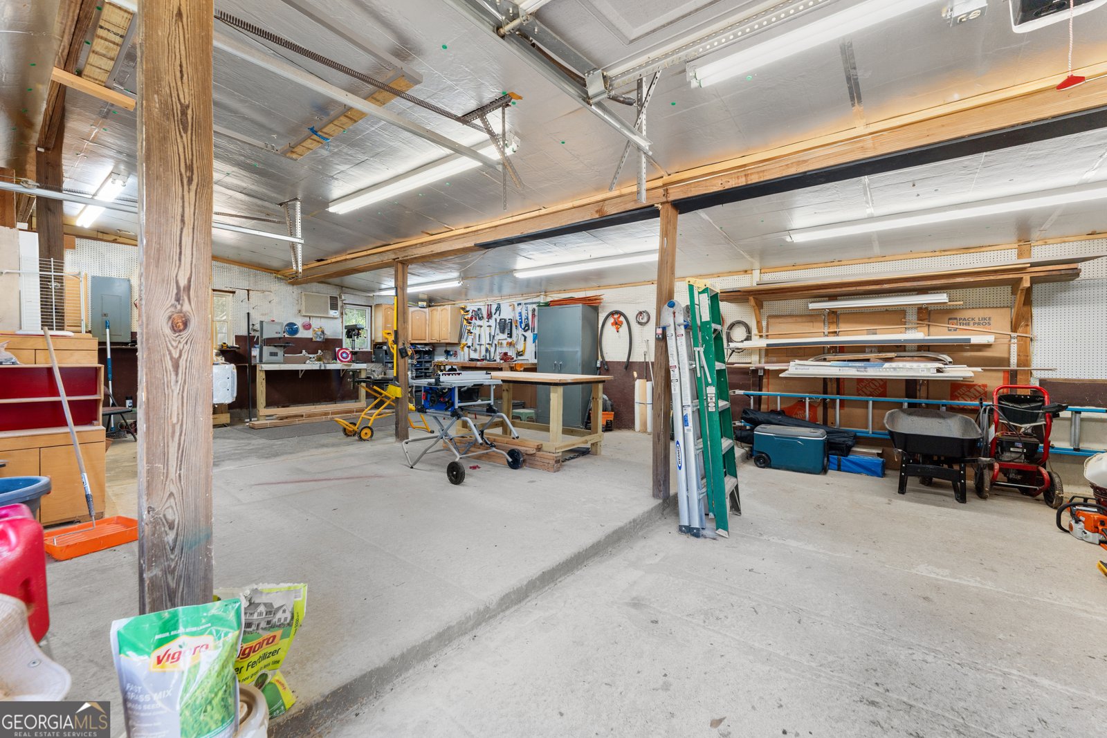 470 Benson Street Hartwell - 37