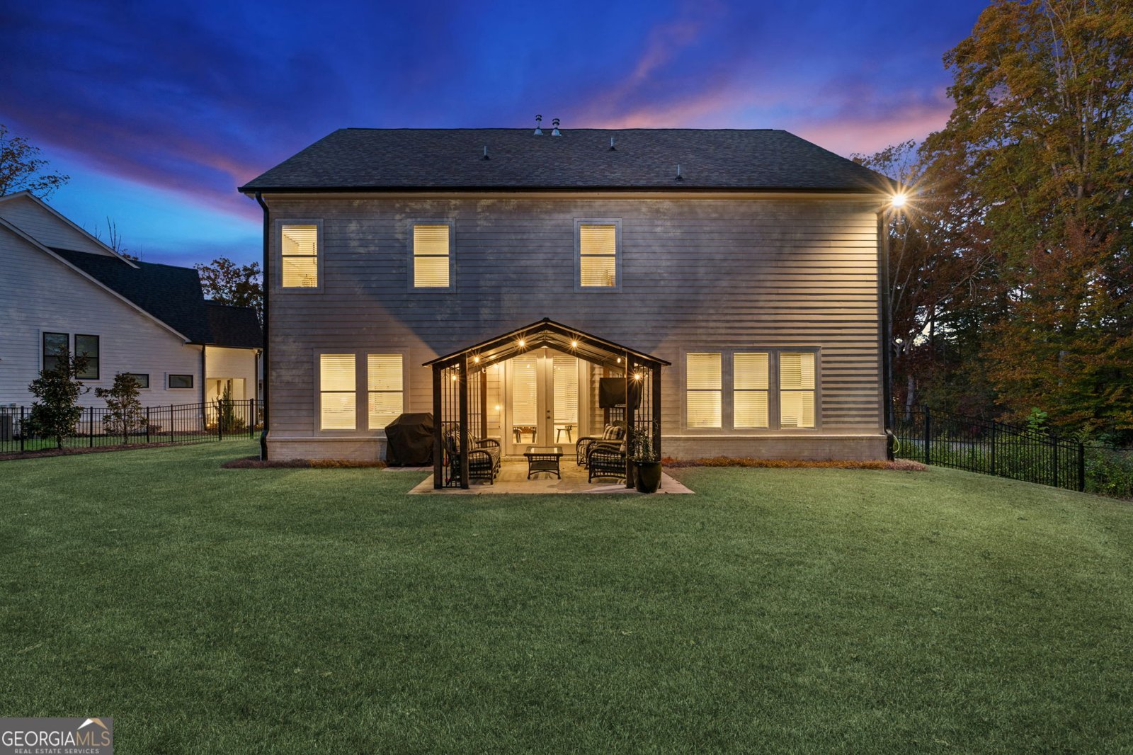 5160 Reserve Drive Cumming - 45