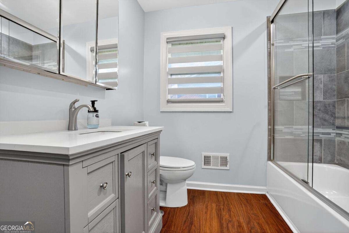 2956 Hollywood Drive Decatur - 24