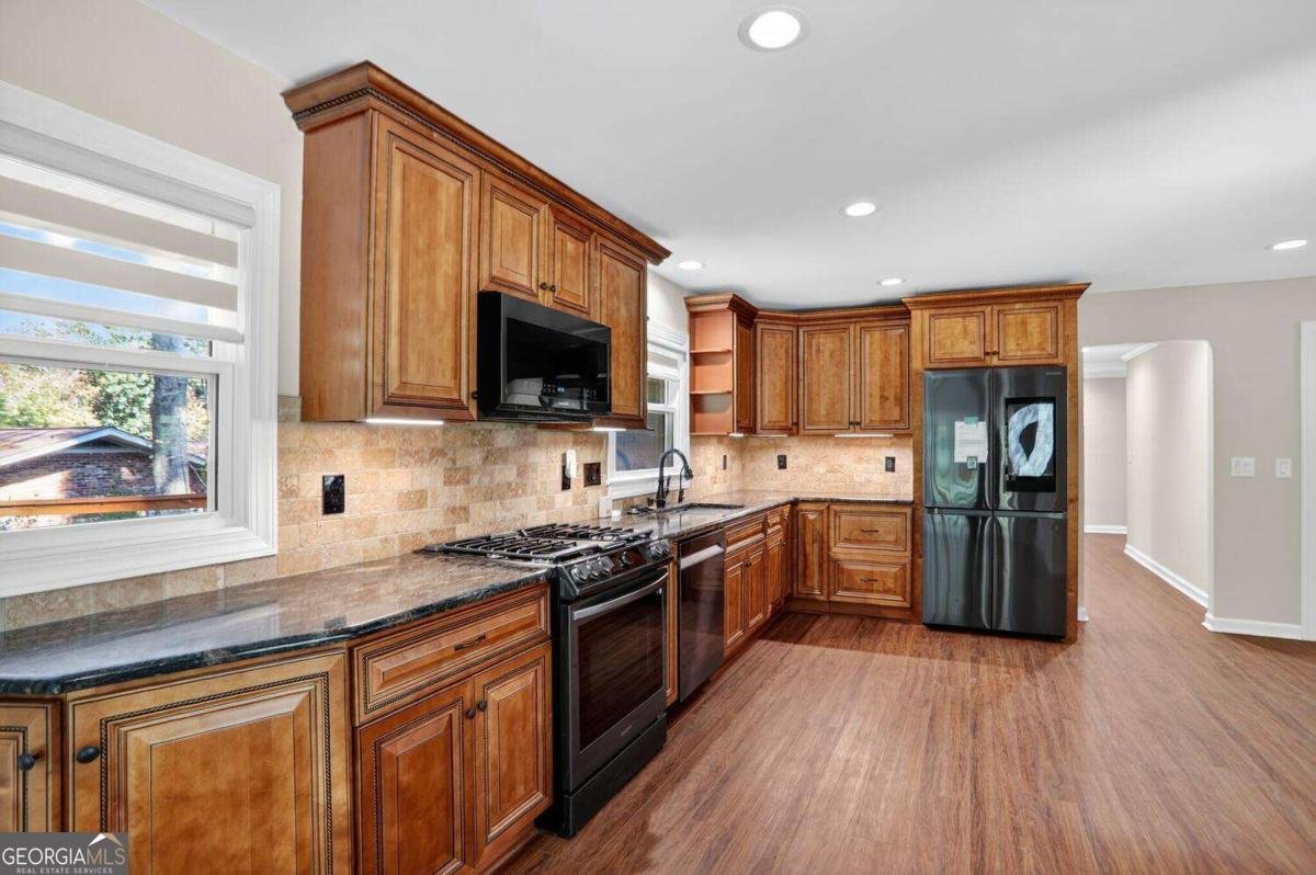 2956 Hollywood Drive Decatur - 5