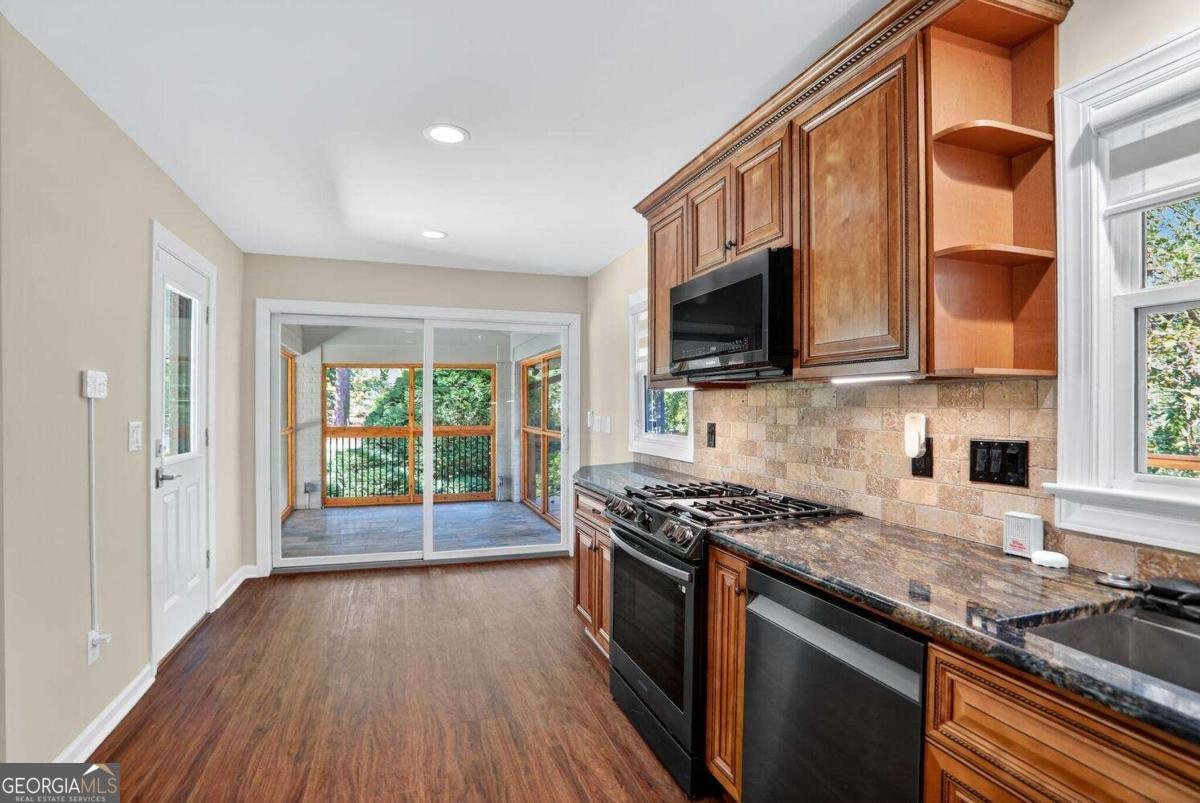 2956 Hollywood Drive Decatur - 6