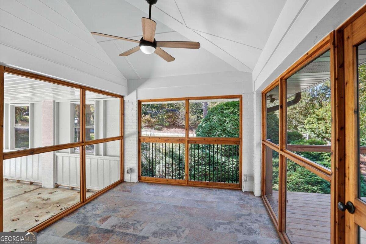 2956 Hollywood Drive Decatur - 8