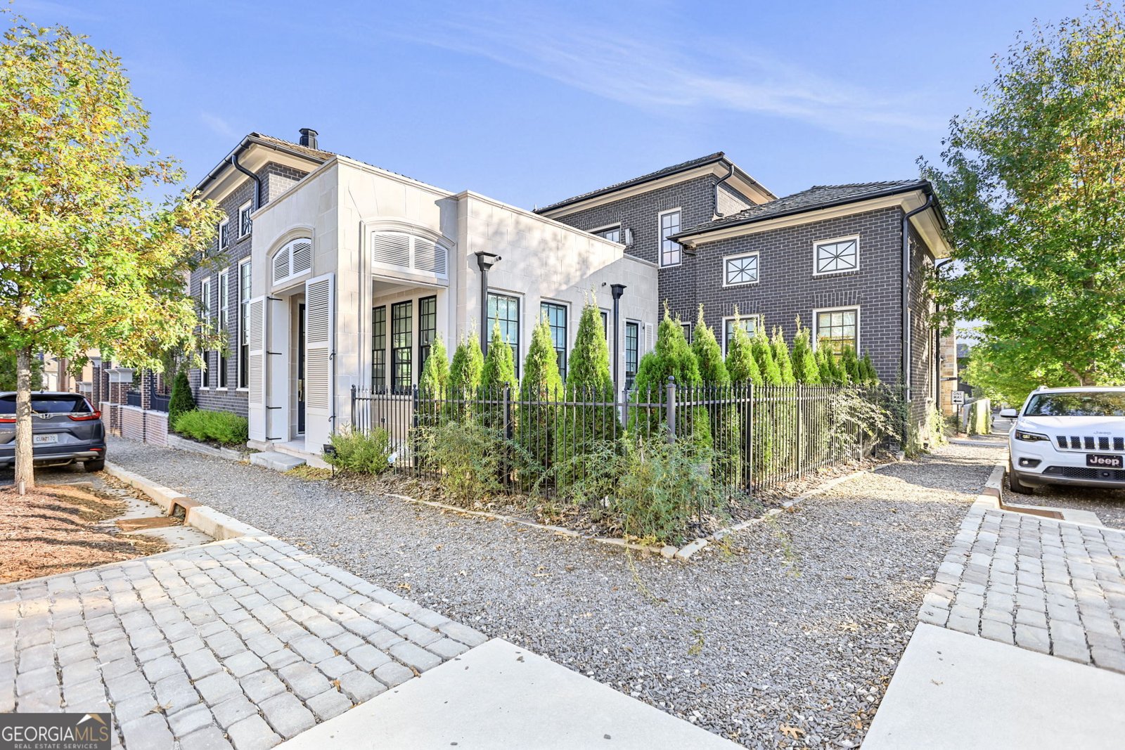 190 Central Avenue Fayetteville - 68