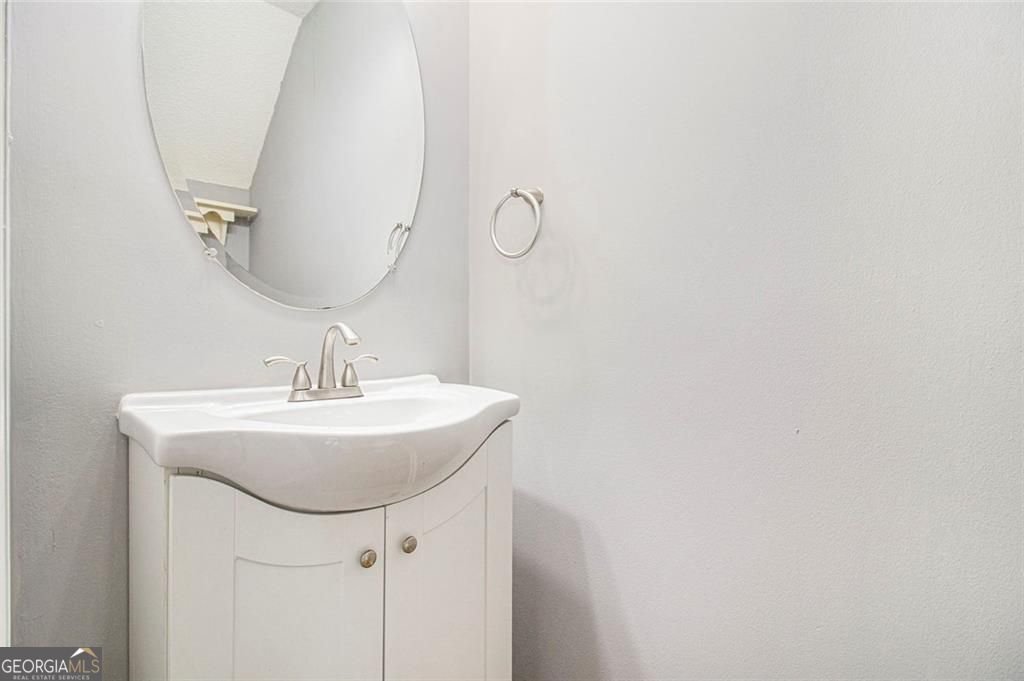 2 Chastain Circle Newnan - 8