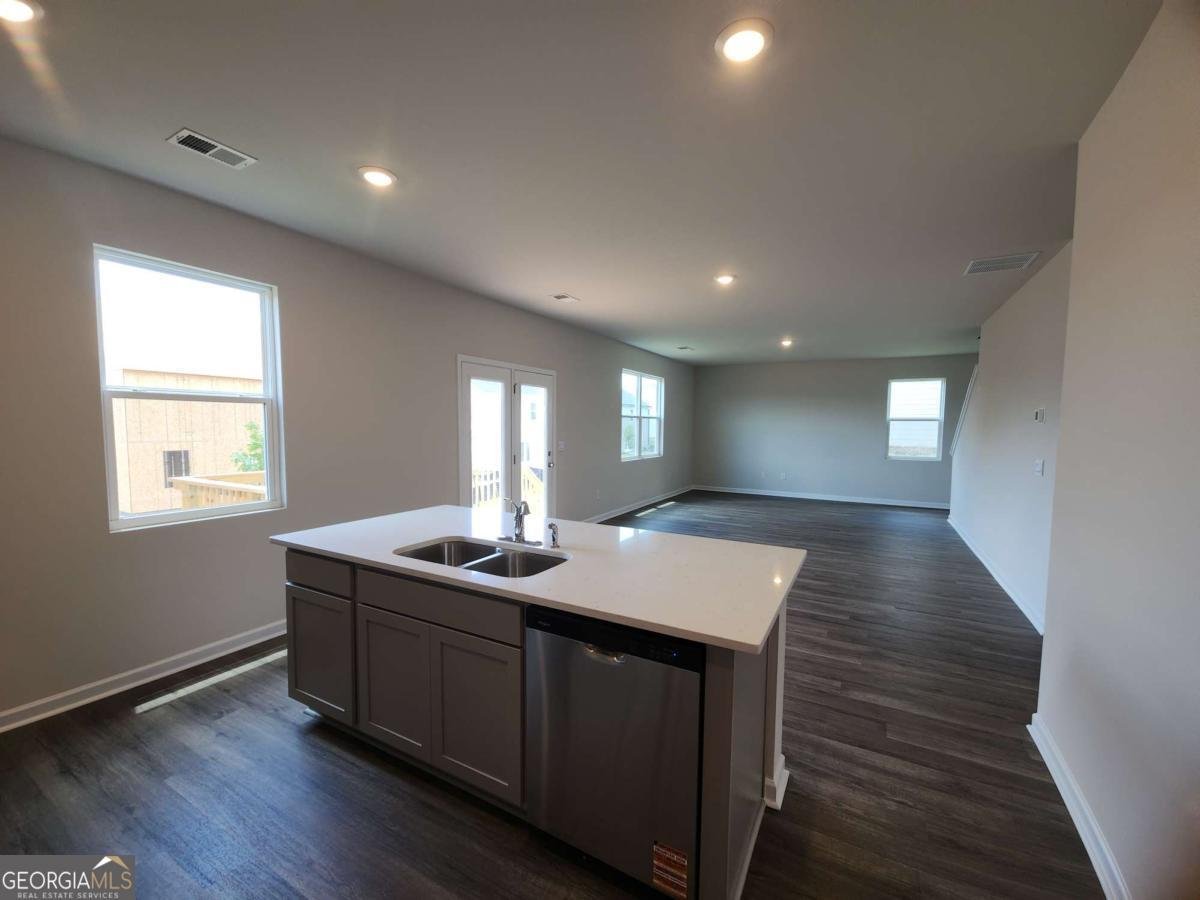 191 Aster Avenue Locust Grove - 20