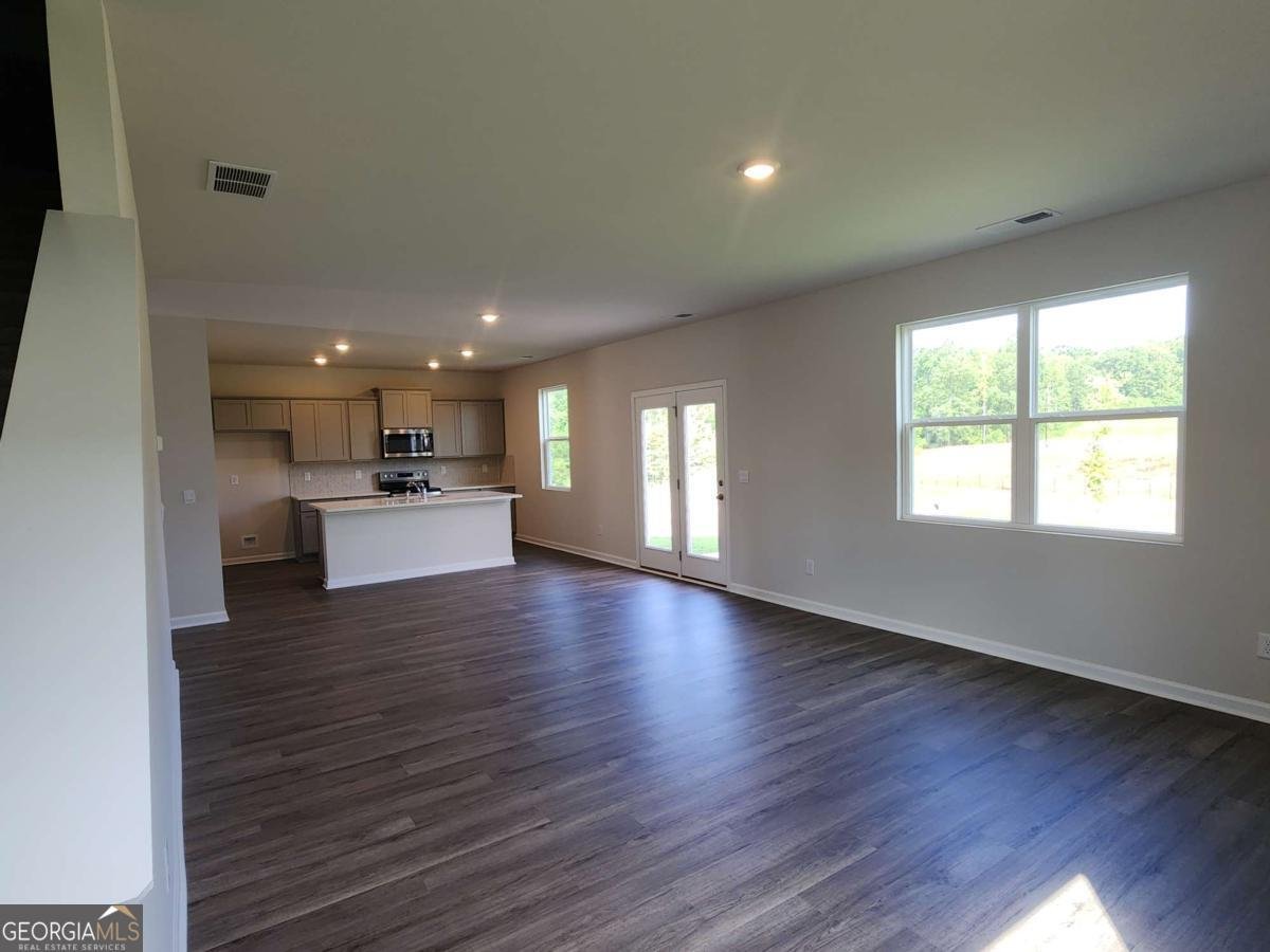 191 Aster Avenue Locust Grove - 22