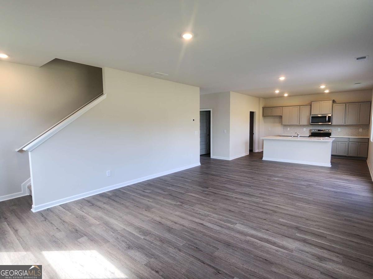 191 Aster Avenue Locust Grove - 23