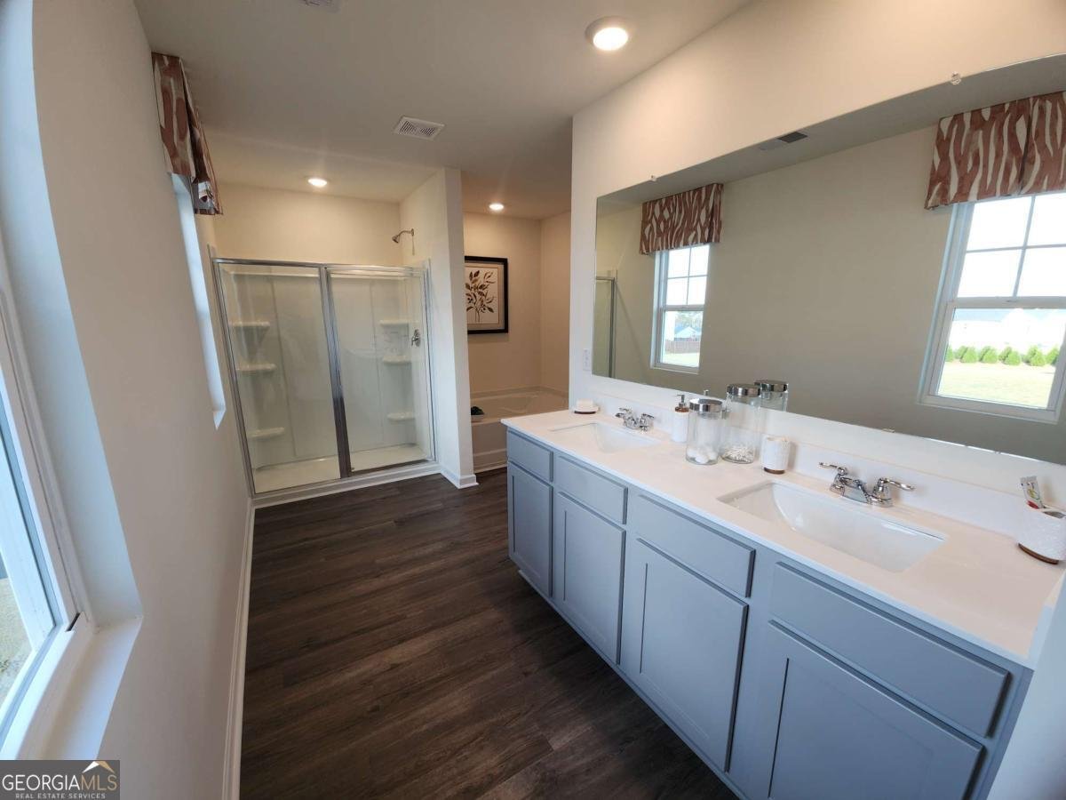 191 Aster Avenue Locust Grove - 24