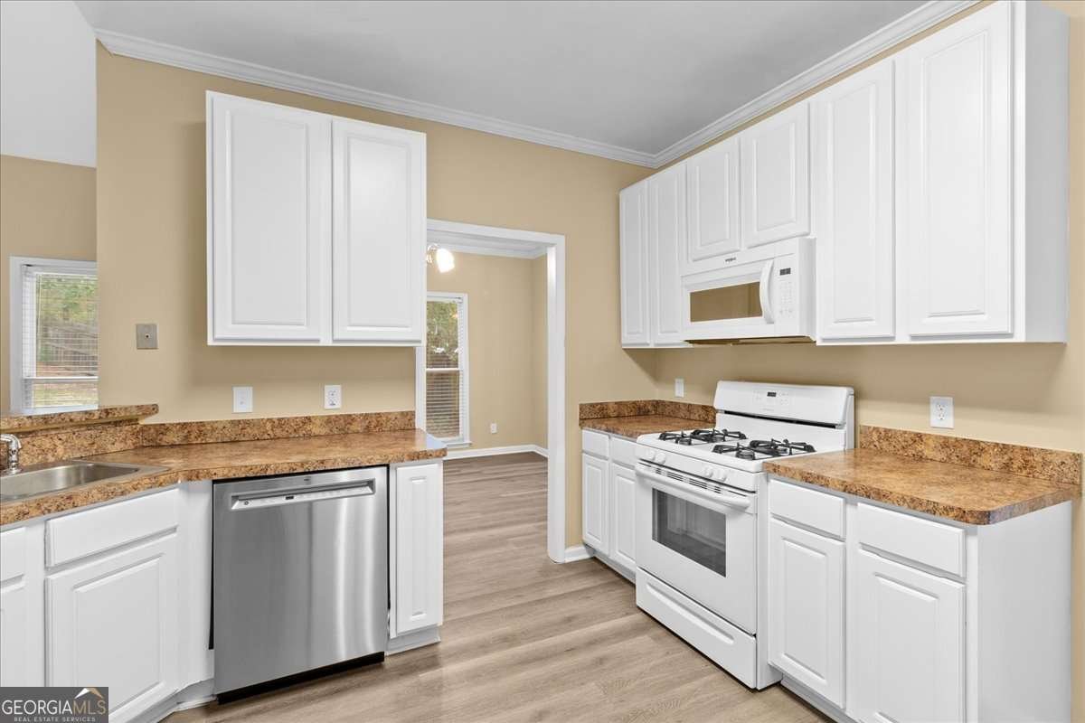 4575 Secret Cove Court Sugar Hill - 6