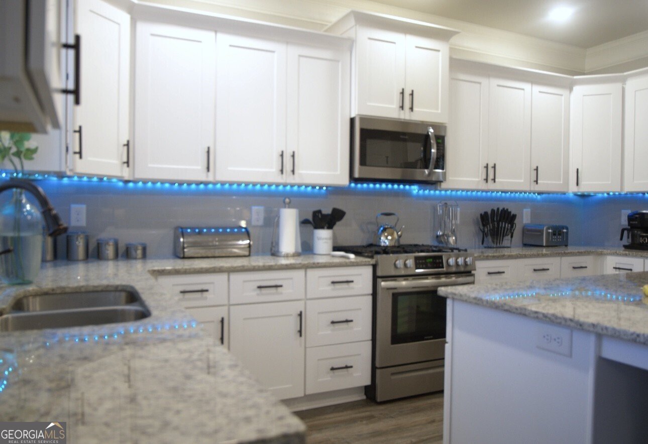 468 Bryson Lake Circle Douglasville - 16