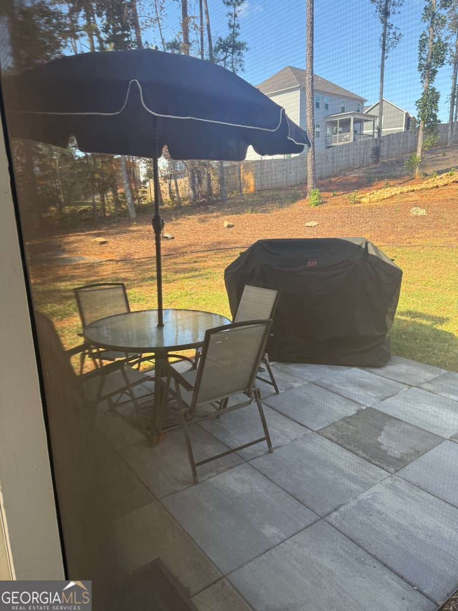 468 Bryson Lake Circle Douglasville - 55