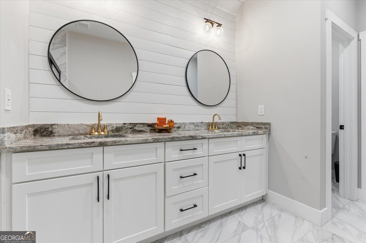 218 NEWTOWN Calhoun - 24