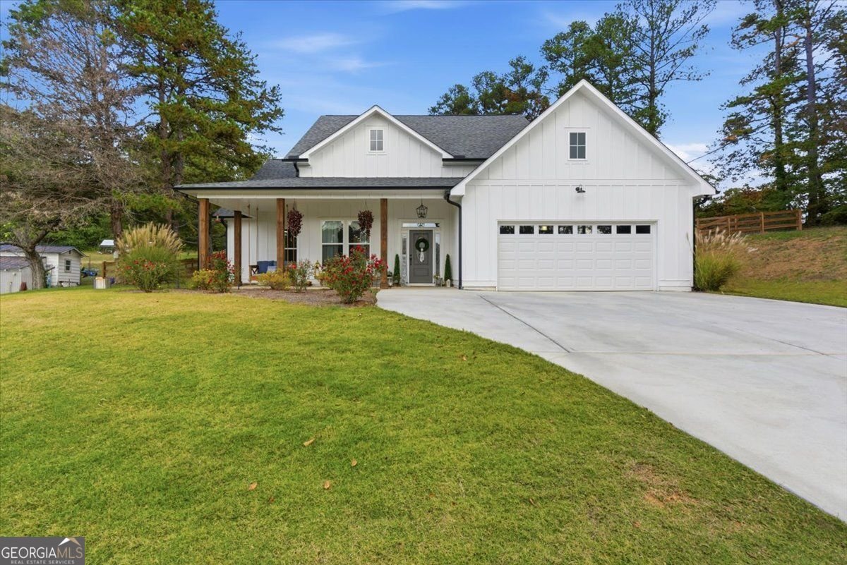 218 NEWTOWN Calhoun - 3