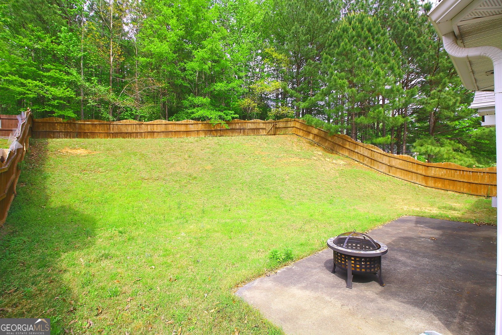 25 Pacific Avenue Sharpsburg - 2