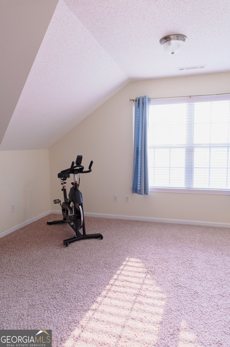 25 Pacific Avenue Sharpsburg - 39