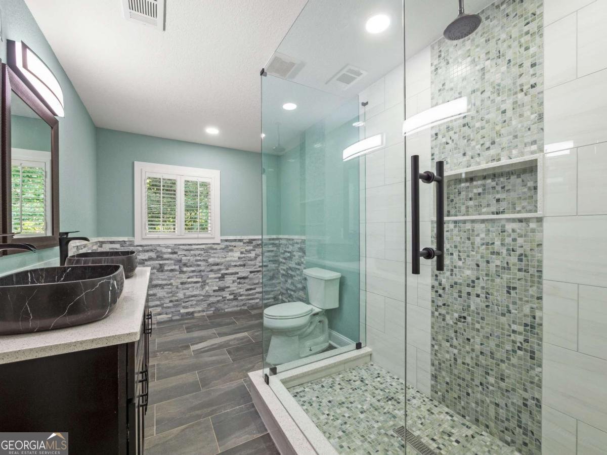 5209 Byers Road Gainesville - 24