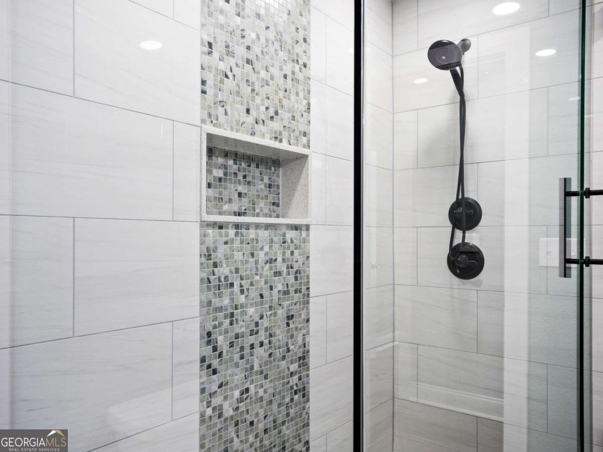 5209 Byers Road Gainesville - 26