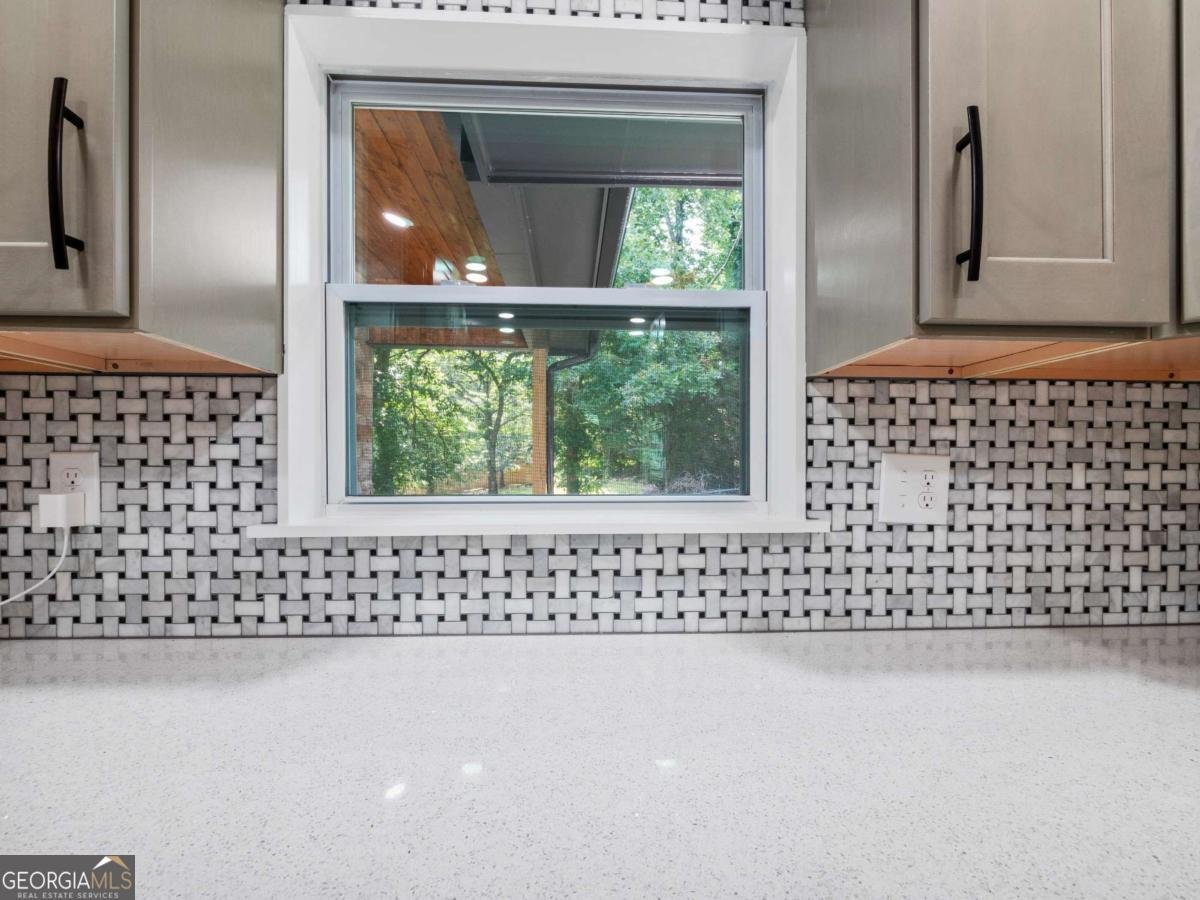 5209 Byers Road Gainesville - 7