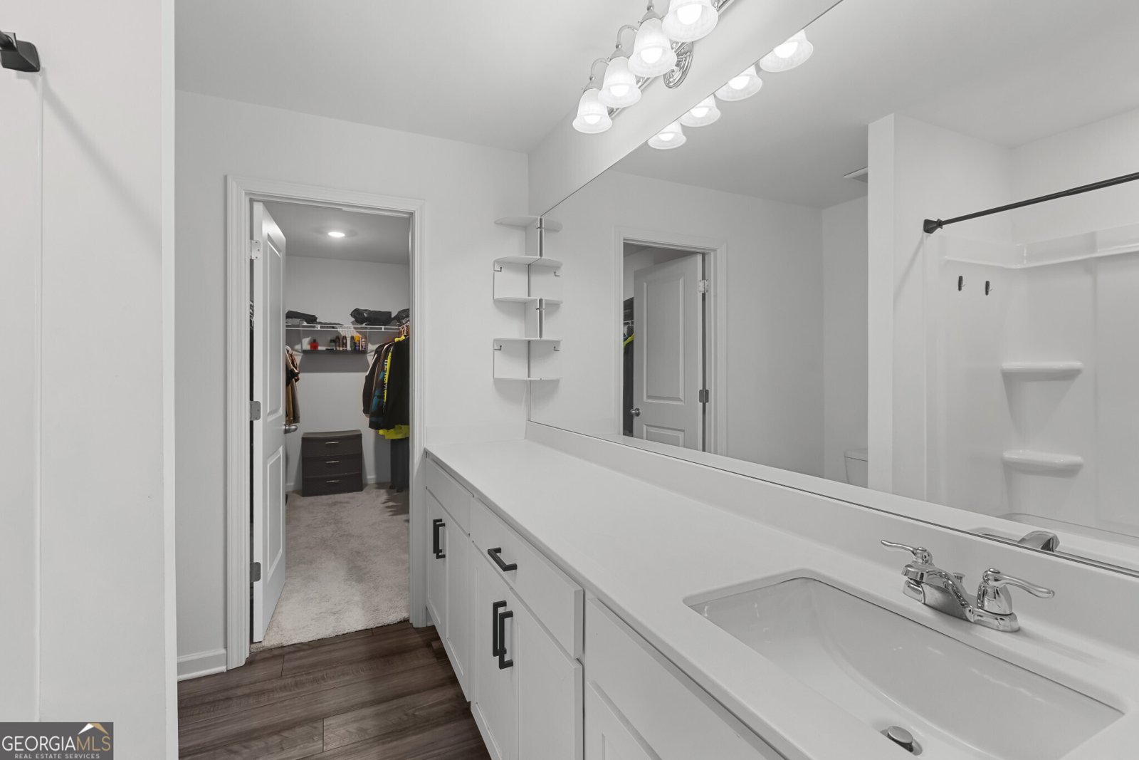 300 Hyde Park Winder - 27