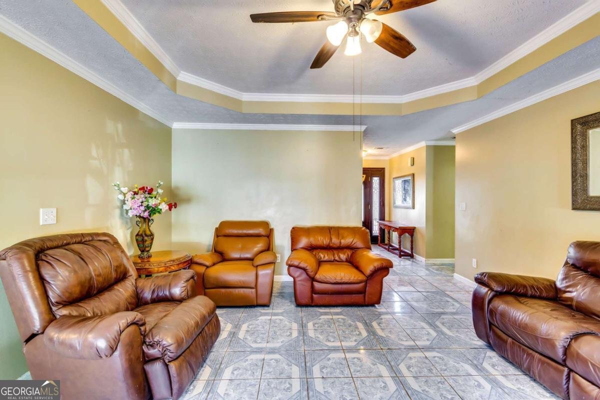 1245 Shamrock Hill Circle Loganville - 4