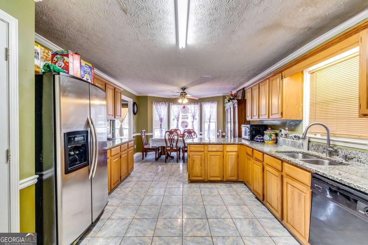 1245 Shamrock Hill Circle Loganville - 9