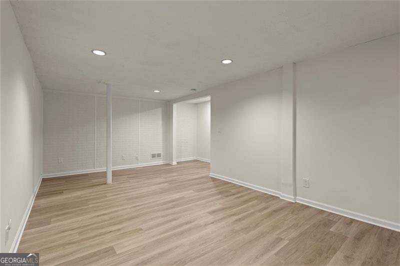 2875 Monterey Drive Decatur - 27