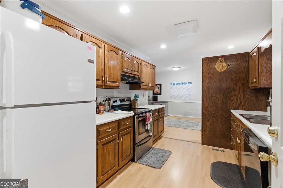 5735 East Ridge Drive Douglasville - 42