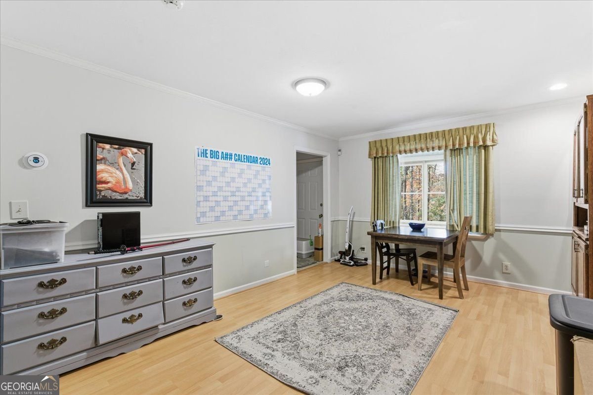 5735 East Ridge Drive Douglasville - 44