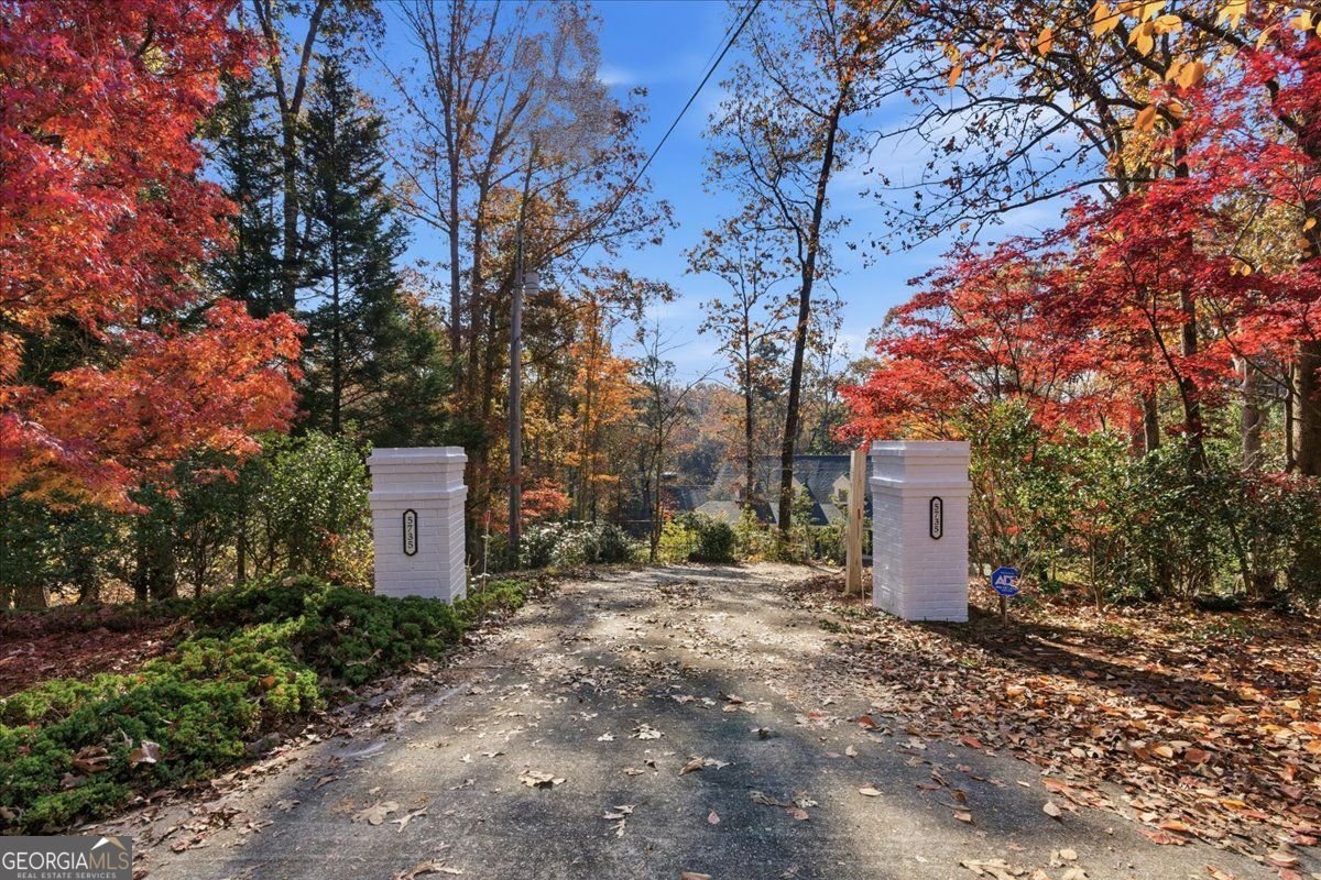 5735 East Ridge Drive Douglasville - 6