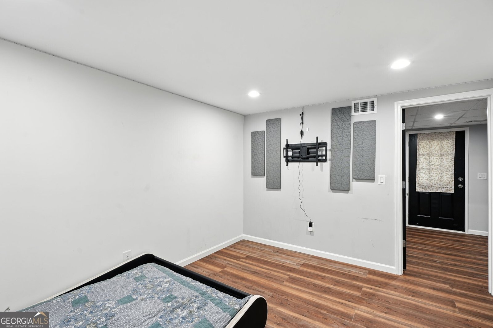 8804 Willow Creek Court Douglasville - 35