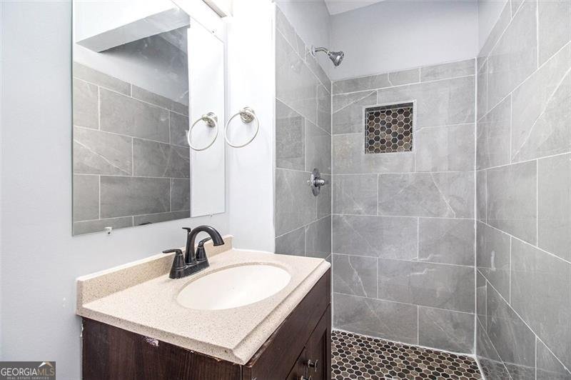 1399 SAGEWOOD Circle Stone Mountain - 22