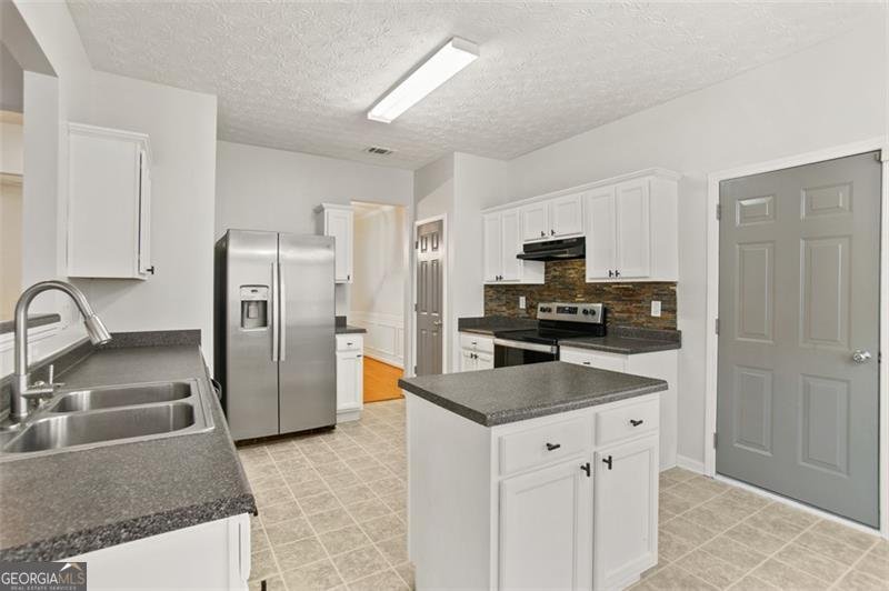 808 INKBERRY Road Canton - 18