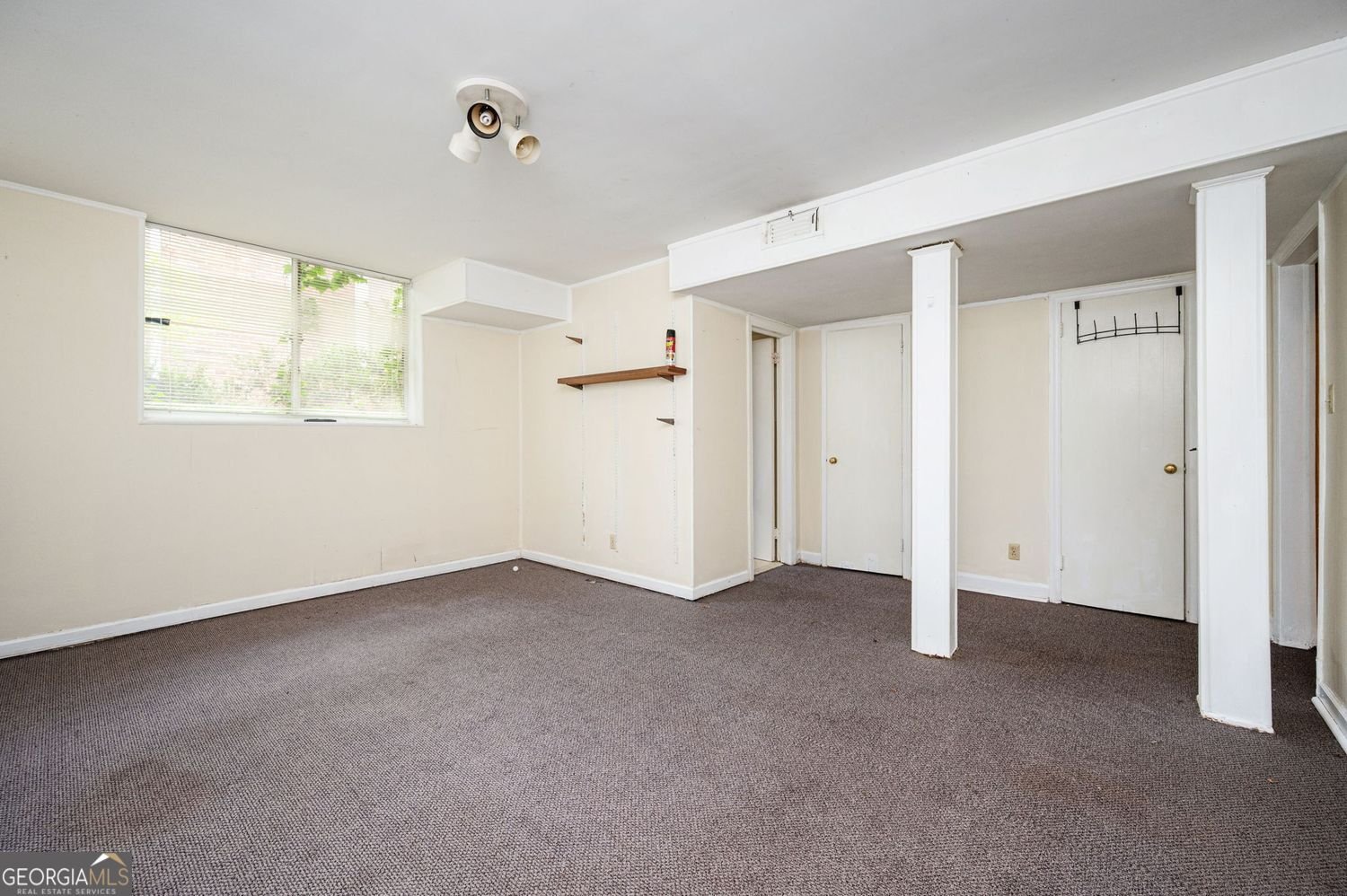 5860 Greenbrier Road Atlanta - 20