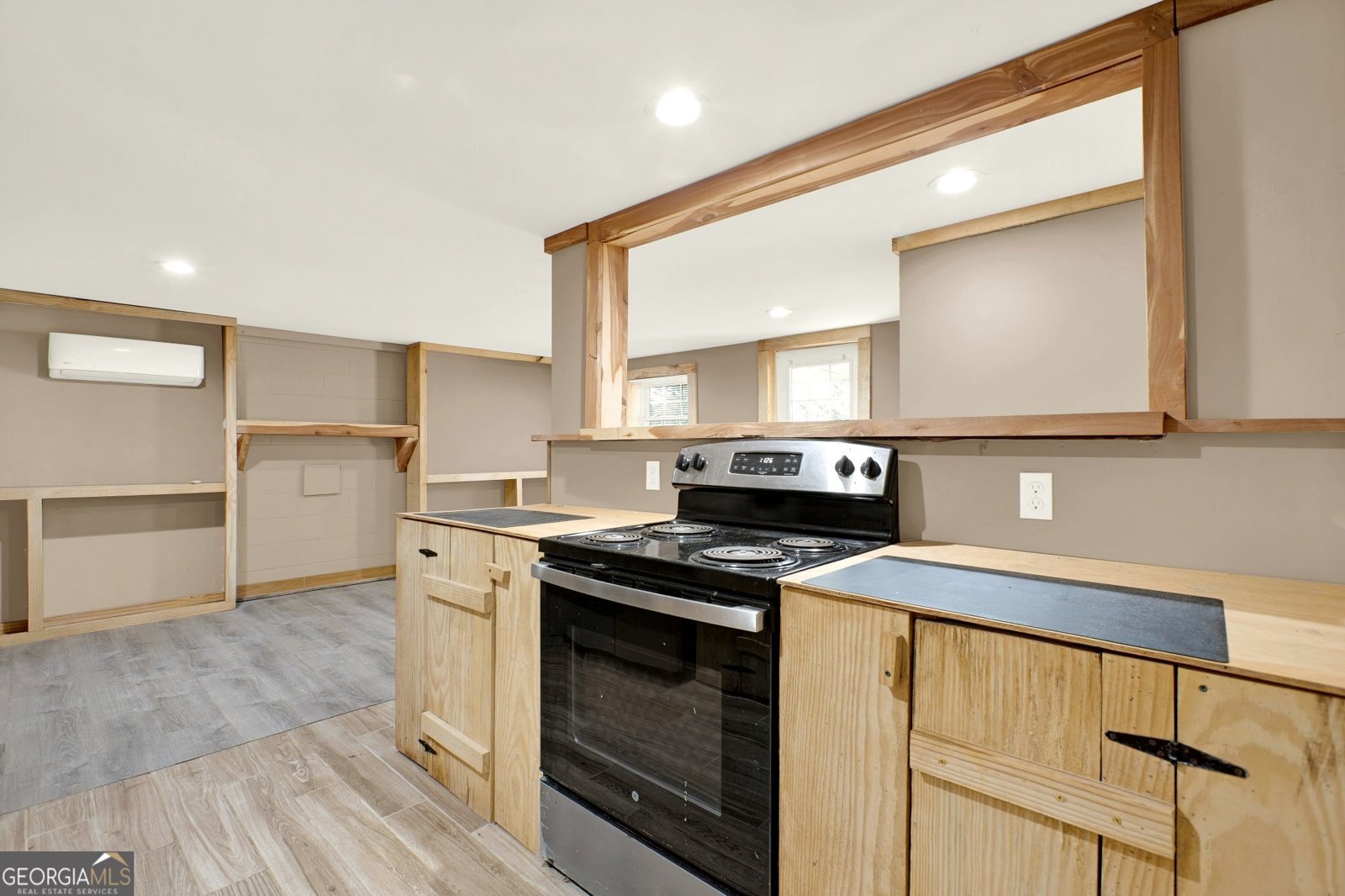 3100 Dallas Acworth Highway Dallas - 34