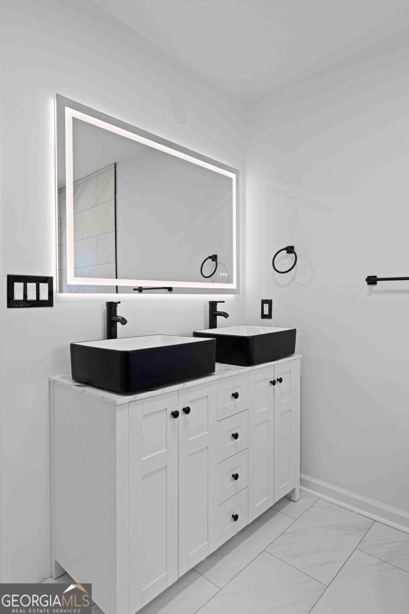 6265 Gemstone Court Atlanta - 32