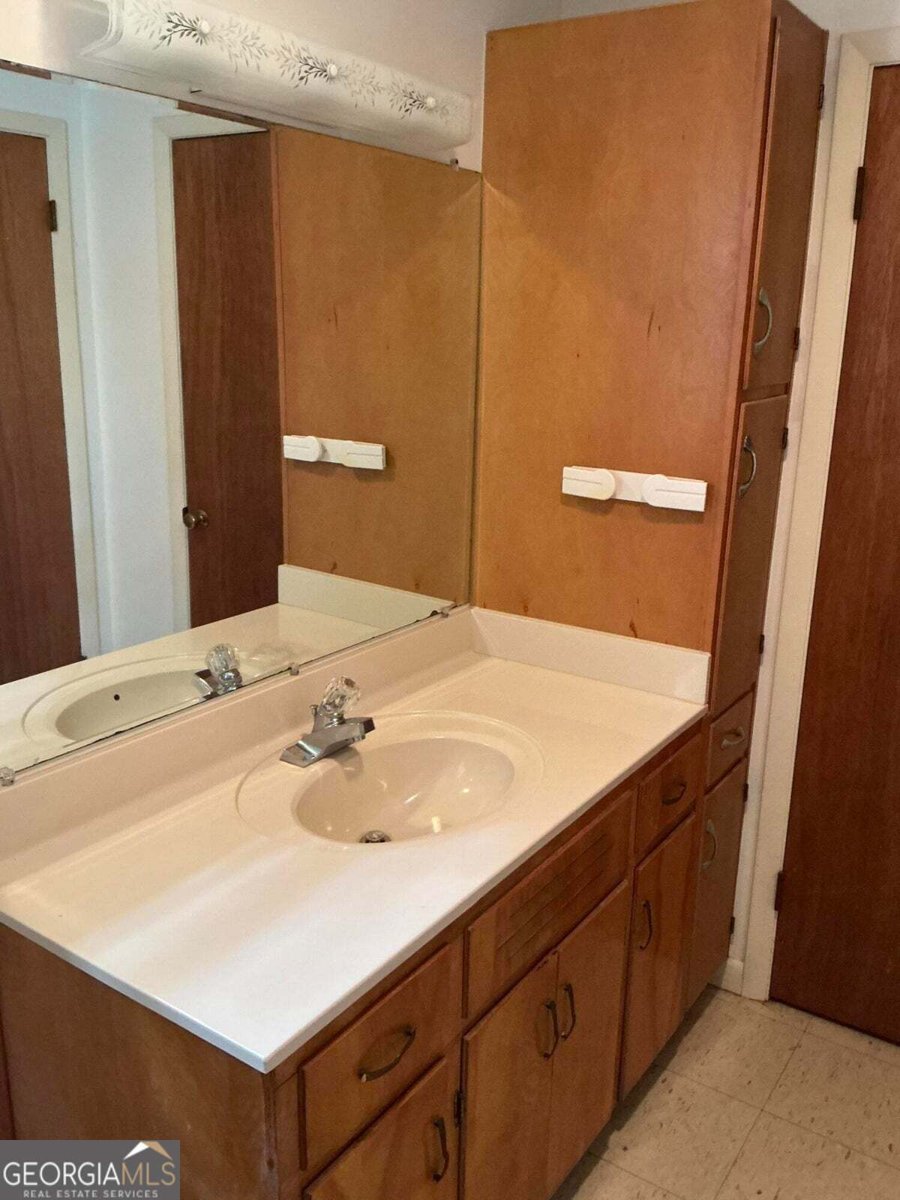 5062 B Hwy 95 Rock Spring - 10