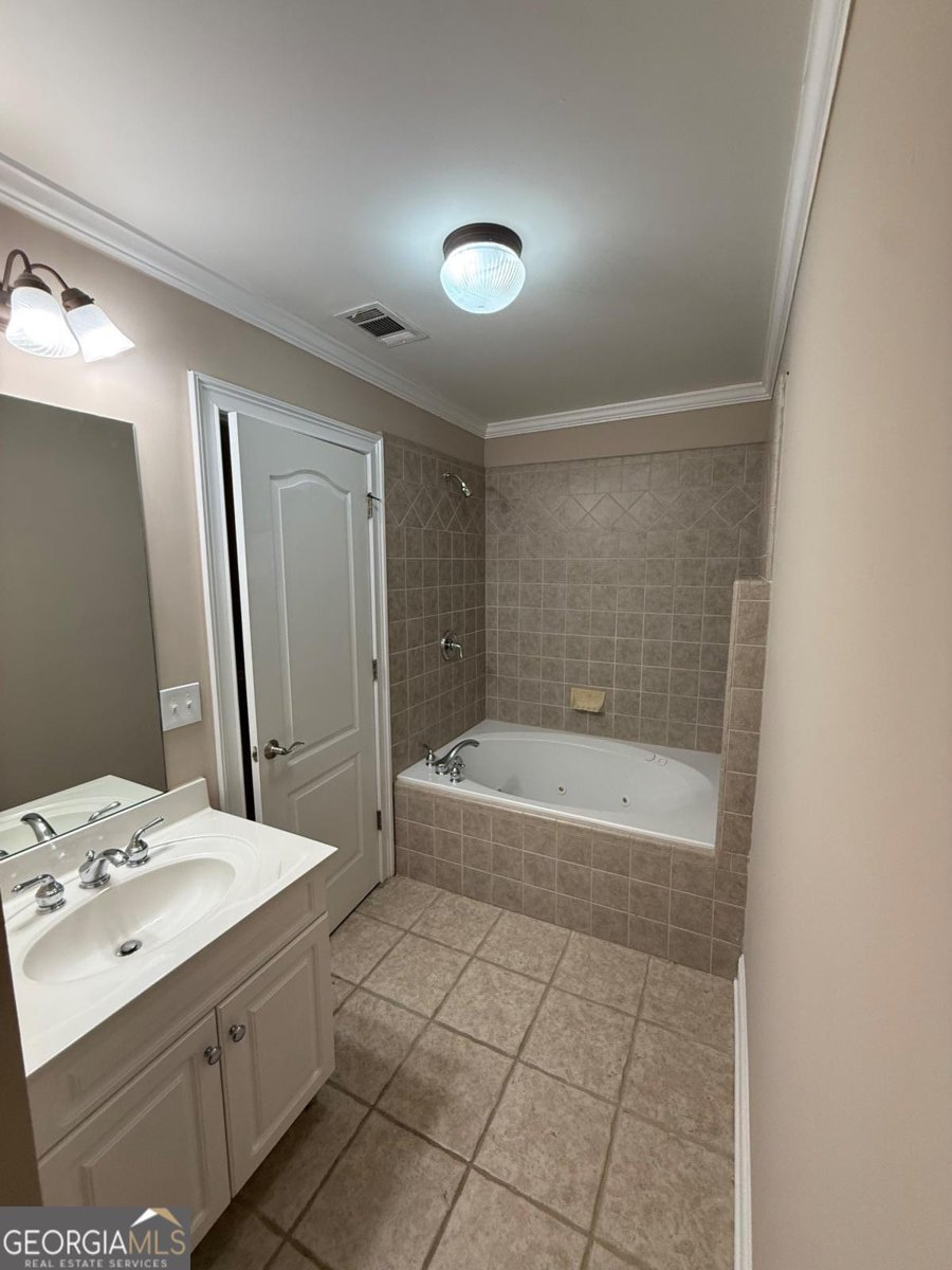 2002 Mccook Drive Kennesaw - 28