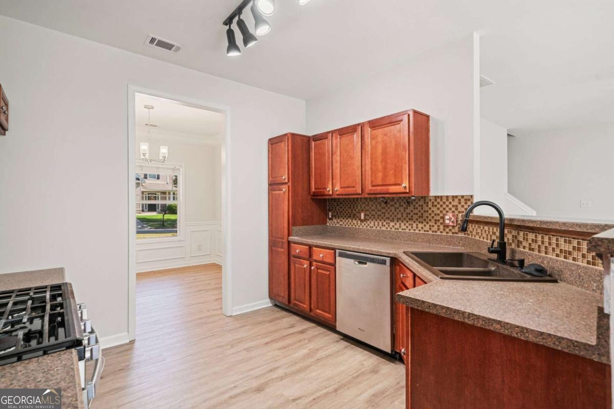 5689 Winter Bluff Way Buford - 18